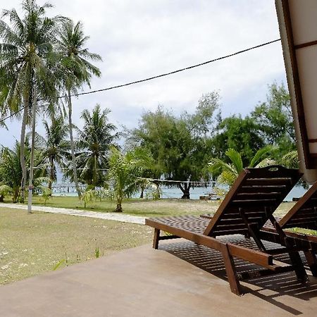 Bayu Lestari Island Resort Мерсинг Екстериор снимка