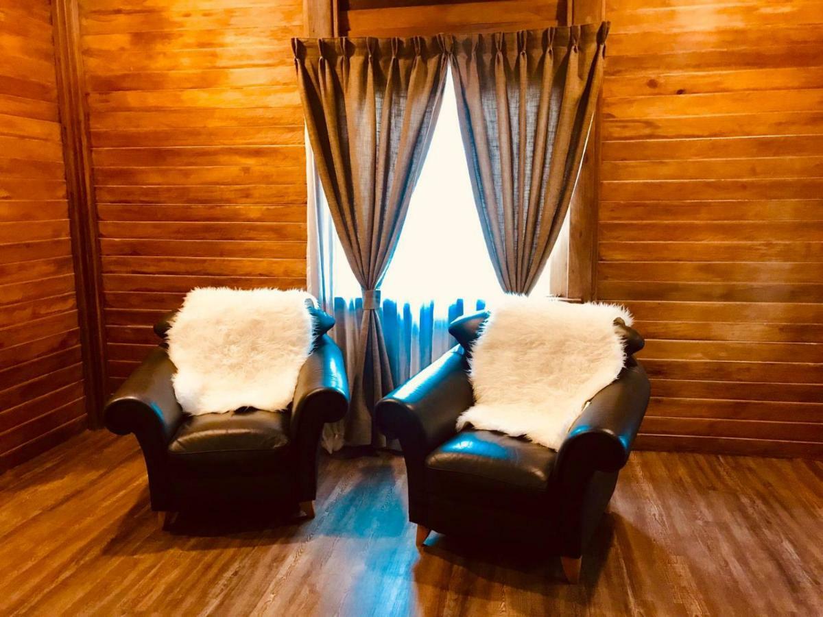 Bayu Lestari Island Resort Мерсинг Екстериор снимка